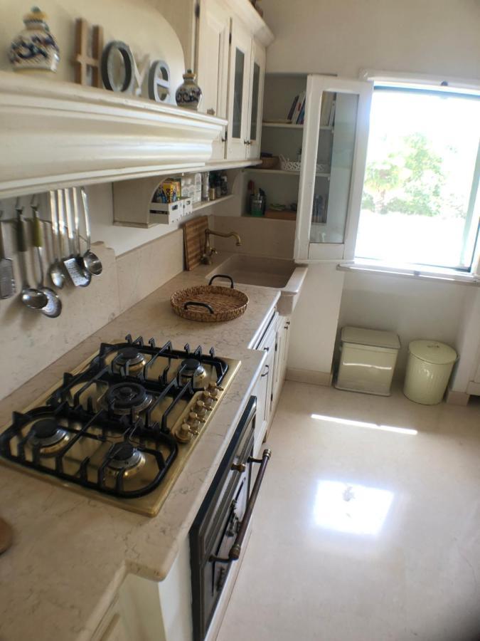 Masseria Incantamento Suite Bouganville Latiano Екстериор снимка