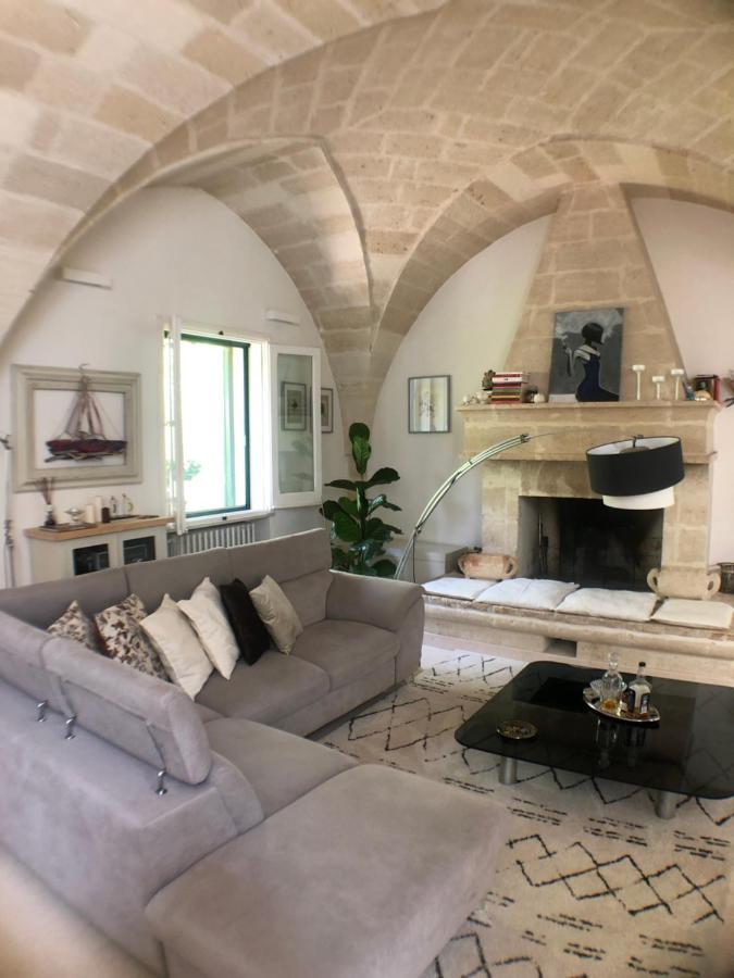 Masseria Incantamento Suite Bouganville Latiano Екстериор снимка