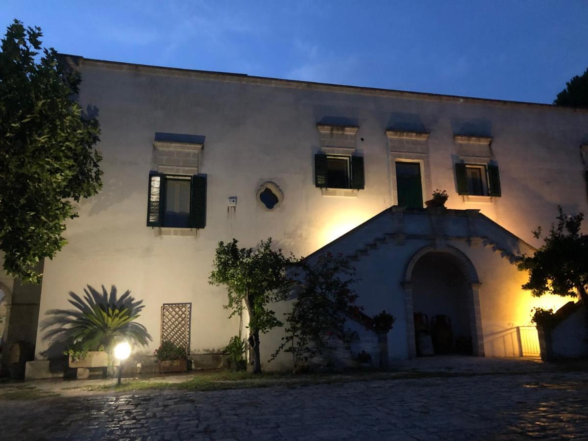 Masseria Incantamento Suite Bouganville Latiano Екстериор снимка
